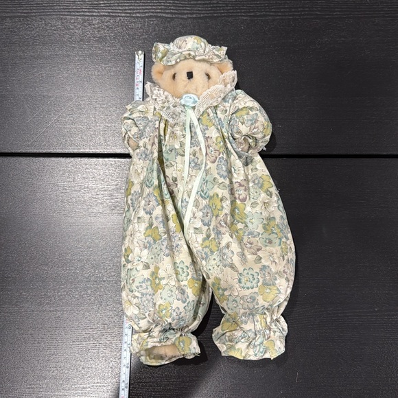 Vintage 'Bearly People' 1995 Victorian Style Teddy Bear - Picture 6 of 6